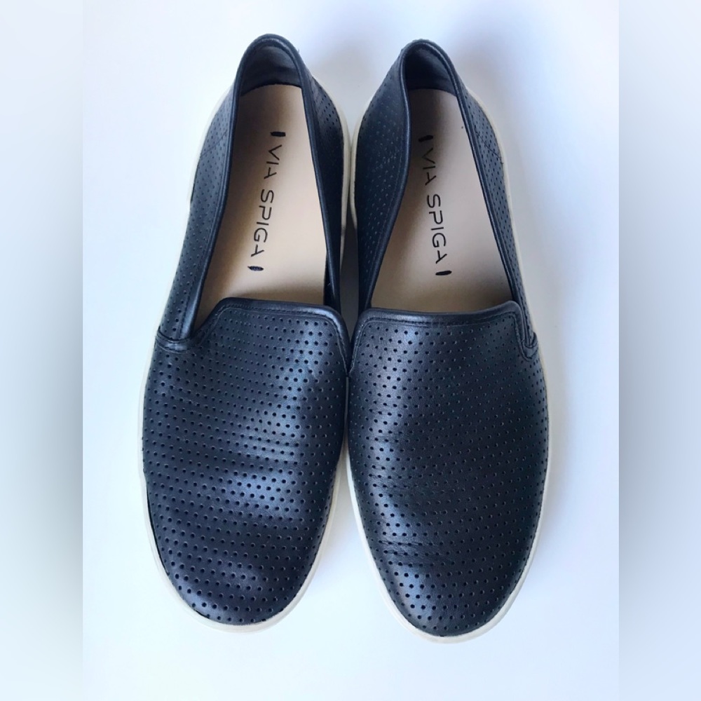 Via Spiga “Galea” Perforated Leather Slip Ons Size 6
